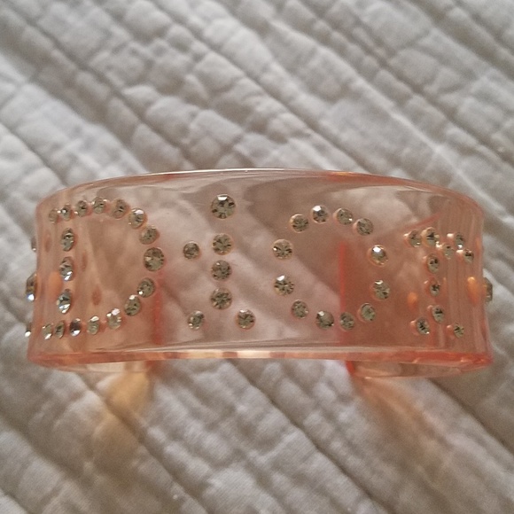 ❤️❤️Genuine DIOR Lucite Cuff Bracelet Swarovski - Picture 1 of 7